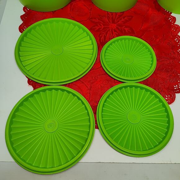 Vintage Tupperware servalier 4 pc Lime Apple Green Nesting Canister set w Lids - Picture 6 of 11